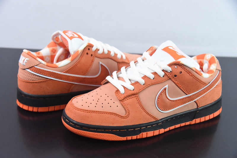 Nike SB Dunk Low "LOBSTER"