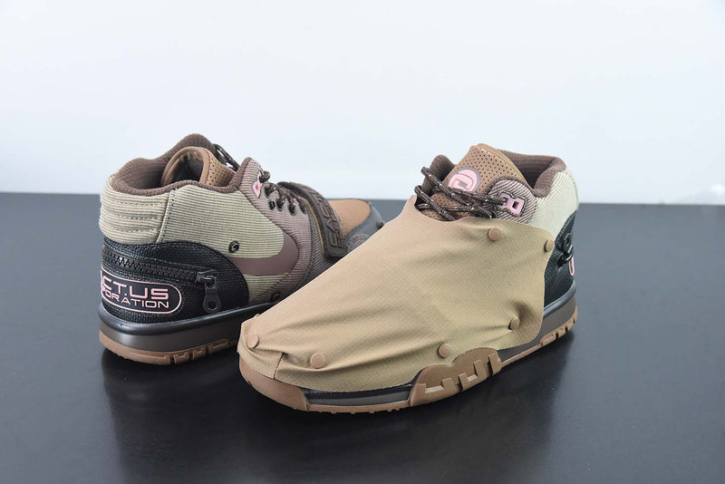 Travis Scott Air trainer 1