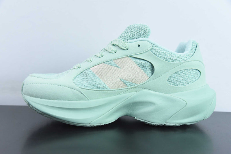 New Balance  Warped Runner