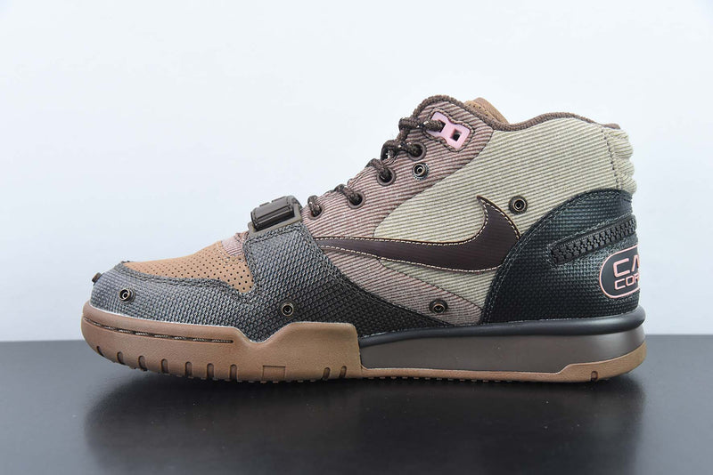 Travis Scott Air trainer 1