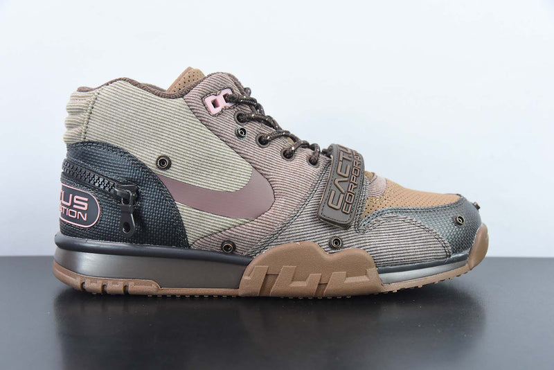 Travis Scott Air trainer 1