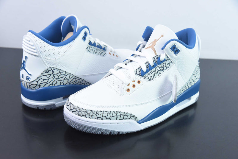 Air Jordan 3 Retro UNC White